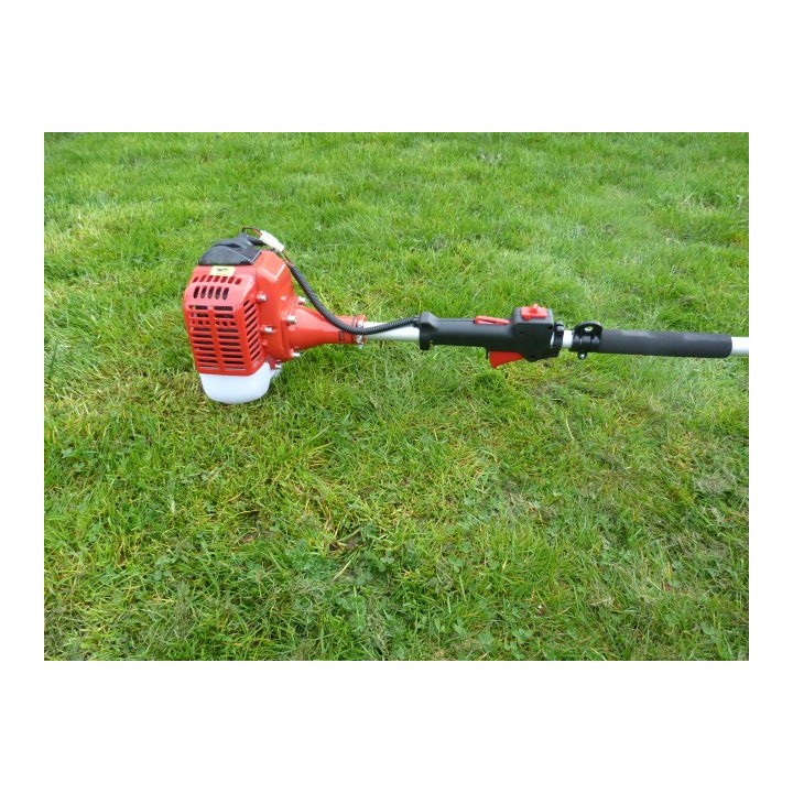 OUTIL  MULTIFONCTION  GREENCUT BCX2600