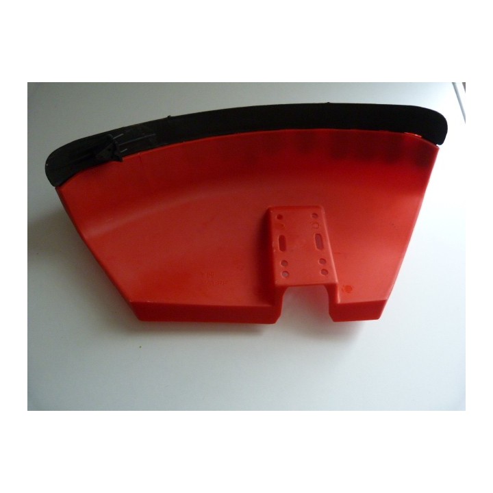 CAPOT DE PROTECTION DEBROUSSAILLEUSE UNIVERSEL